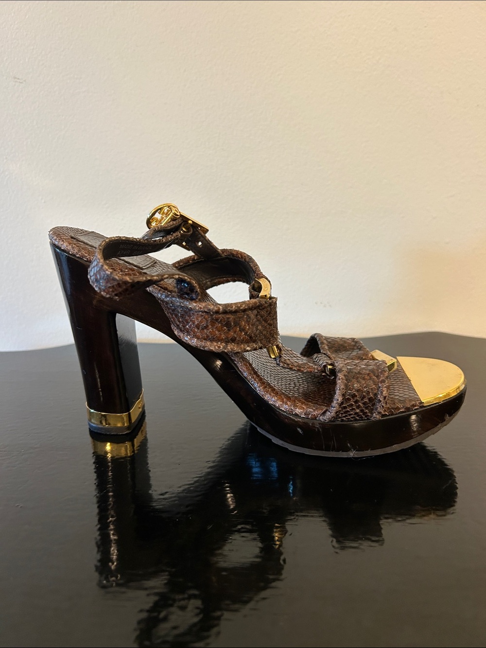 Tory Burch “Karmen” Snakeprint Sandals with Gold Hardware Size 8 - Picture 5 of 13